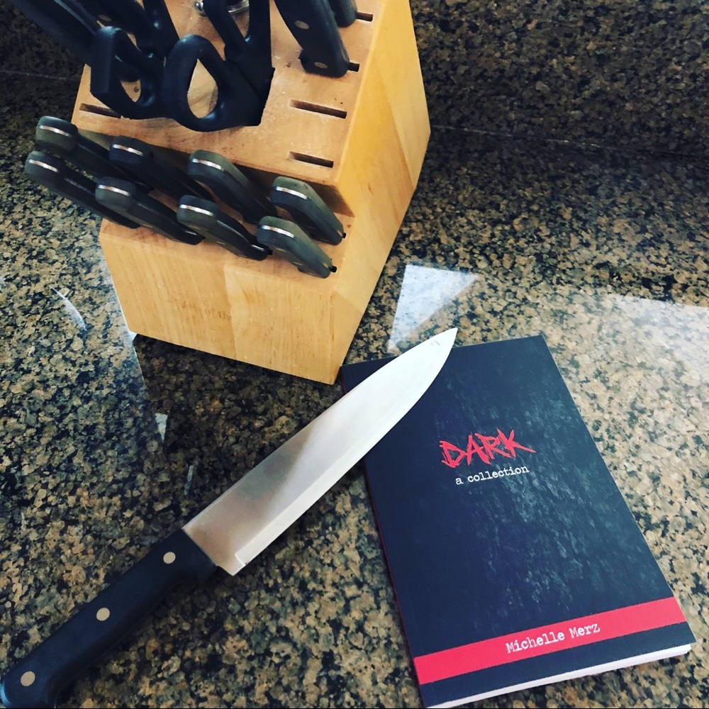 Dark: a Collection - Picture 4 of 8